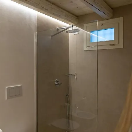 Pensjonat Dimora Le Site Torre Suda