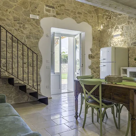 Pensionat Dimora Le Site 4*